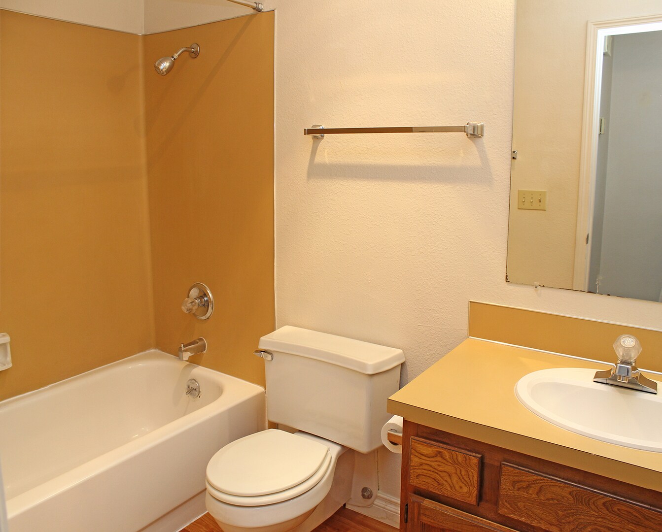 Building Photo - 3805-3805 SE Cesar Estrada Chavez Blvd