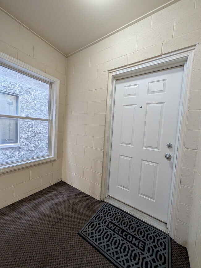 Building Photo - 2451 W Harrison St