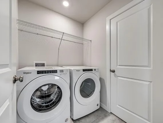 Building Photo - 7619 11th Pl SE