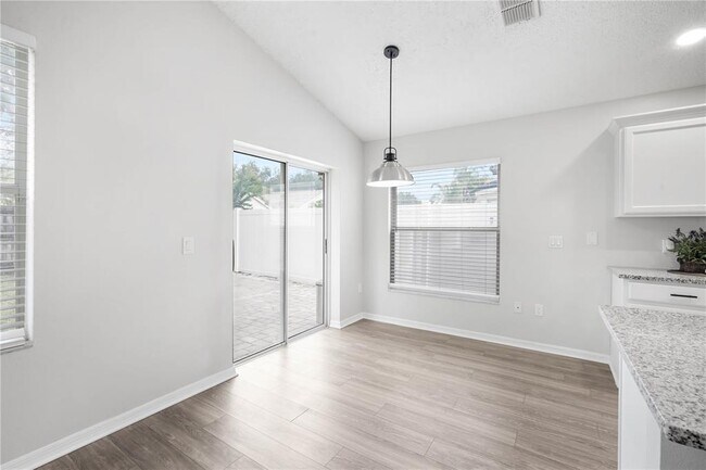 Building Photo - 13531 White Elk Loop