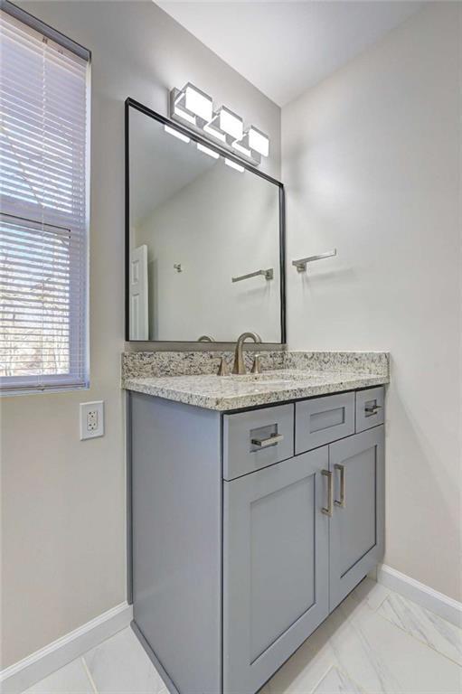 Building Photo - 95 Pine Grove Cir