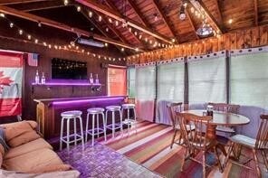 Building Photo - 839 Elmwood Ave