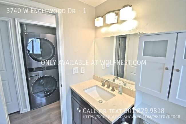 Building Photo - 3740 Englewood Dr