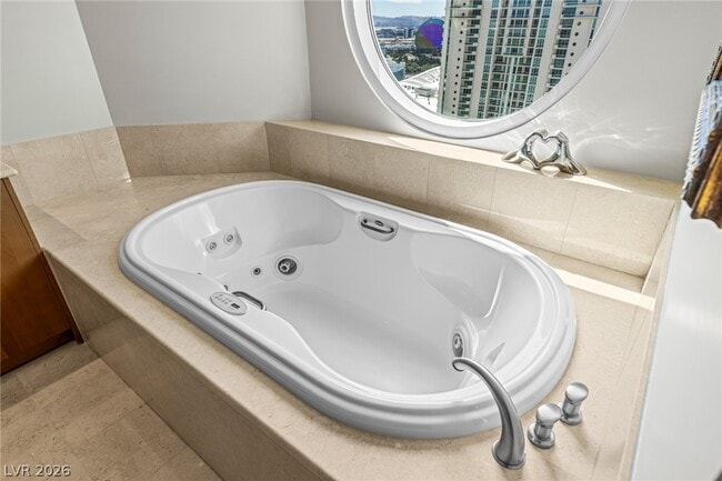 Building Photo - 2777 Paradise Rd