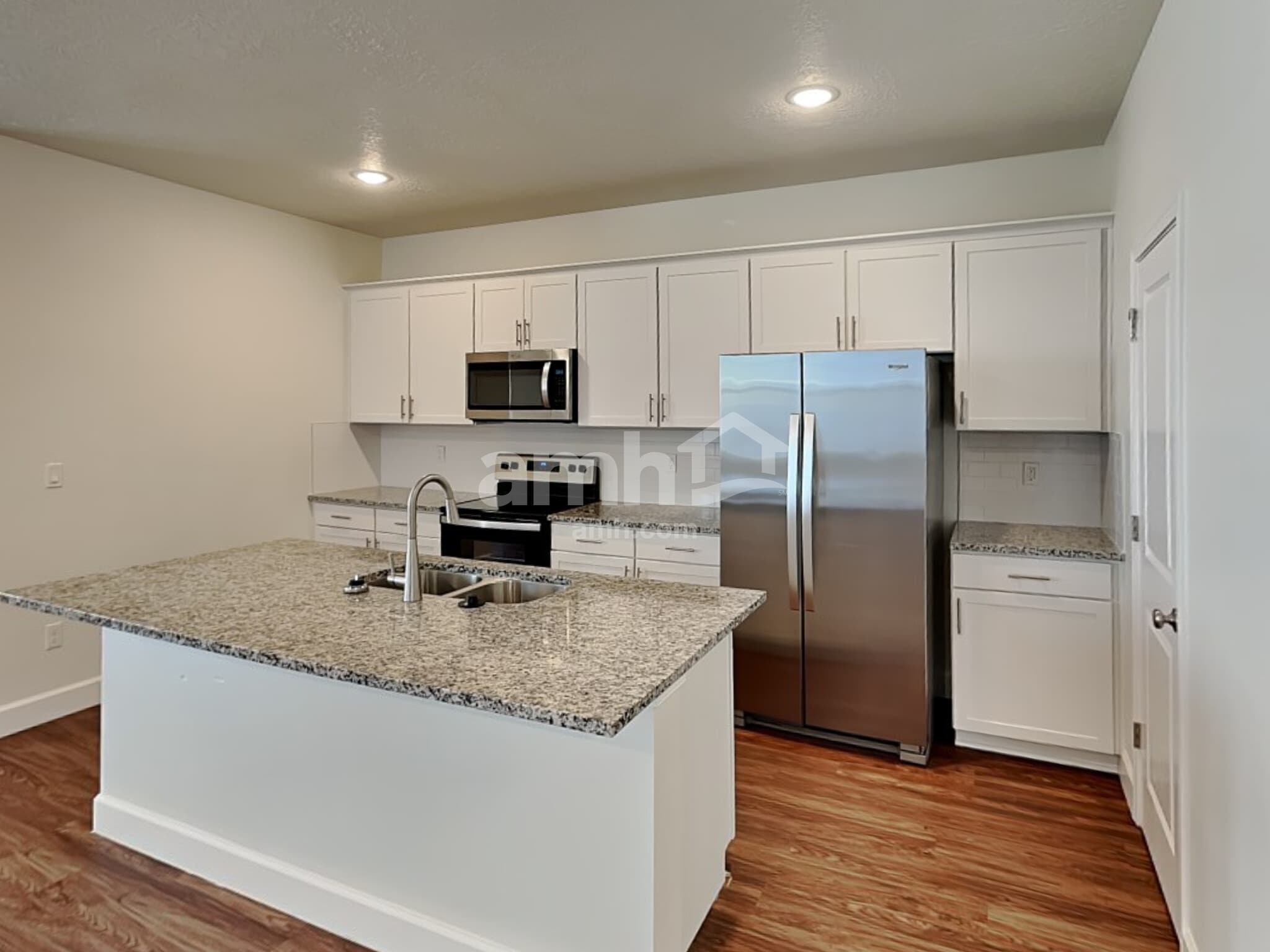 Building Photo - 6109 W Arranmore Dr