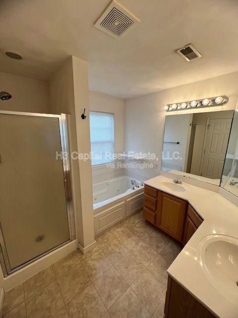 Building Photo - 1016 Steven Dee