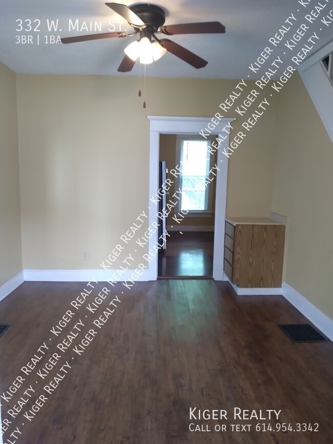 Building Photo - 3 Bedroom Townhouse