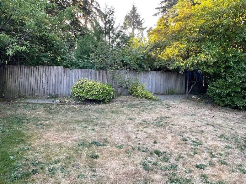 Backyard b - 1816 N 145th St