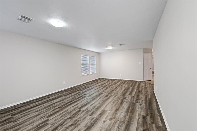 Building Photo - 14418 Cellini Dr