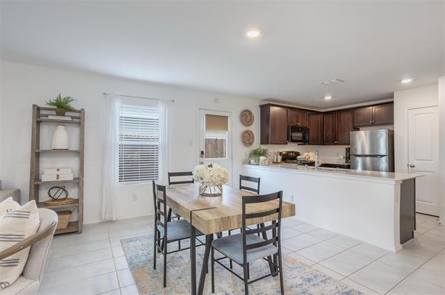 Building Photo - 6104 Darkstar Dr