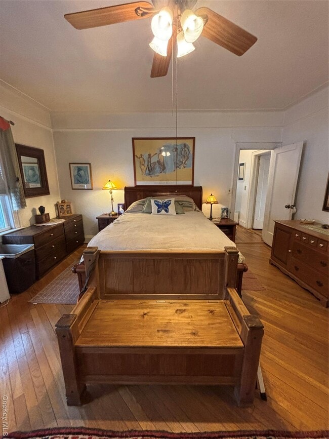 Building Photo - 329 E Chester St