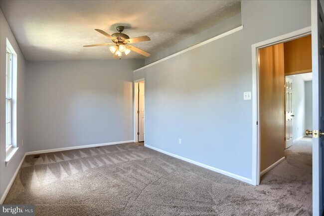 Building Photo - 437 Ashton Ln