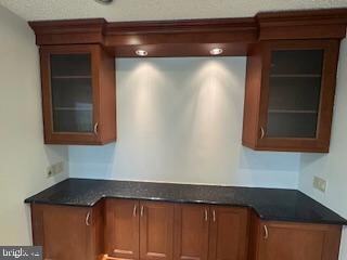 Building Photo - 100 West Ave