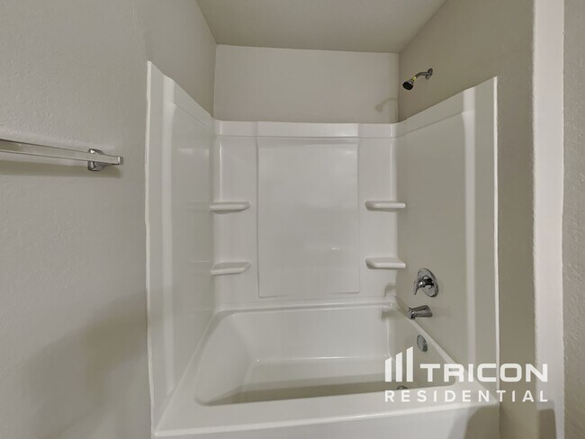 Building Photo - 8443 Amistad Cove
