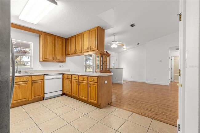 Building Photo - 3/2 Farm Home on 18.25 acres