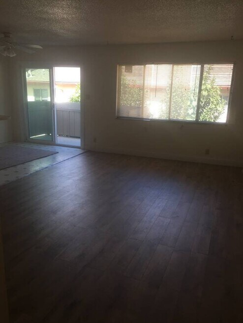 Building Photo - 27033 Belvedere Ct