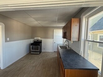 Building Photo - 20 Henry Ave