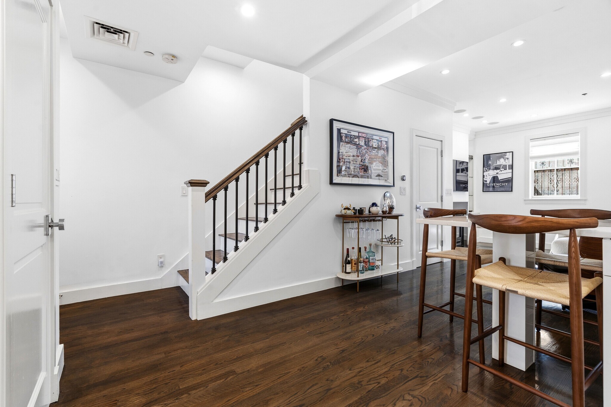 Building Photo - 348 Columbus Ave