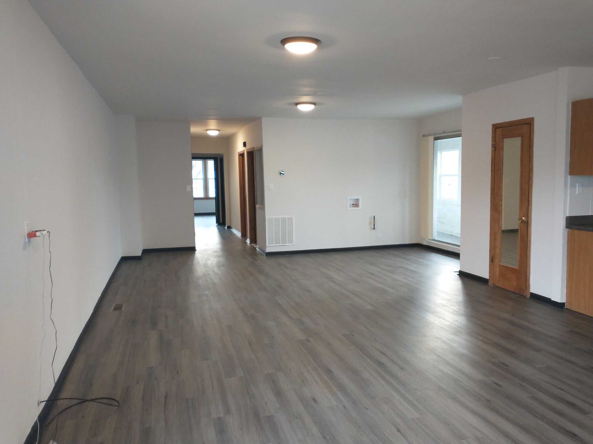 Building Photo - 2516 W Pratt Blvd