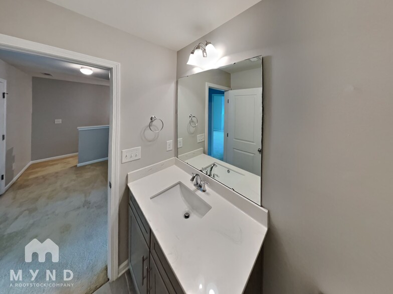 Building Photo - 11311 Savannah Creek Dr