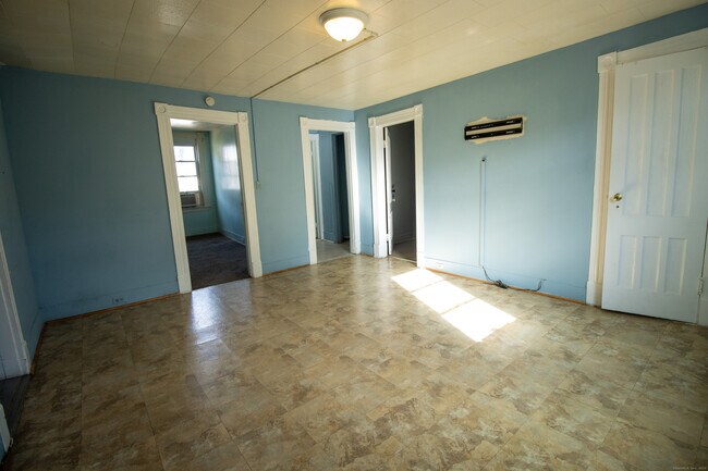 Building Photo - 175 Chestnut Ave