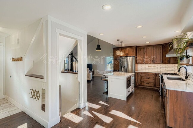 Building Photo - 11622 W 84th Pl