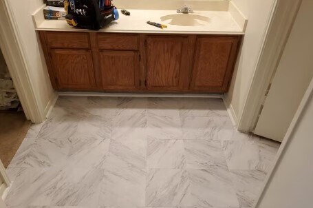 Building Photo - 2121 El Paseo St