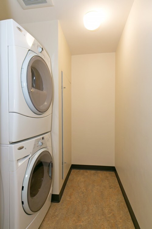 Building Photo - Enso condominiums - 1 bedroom