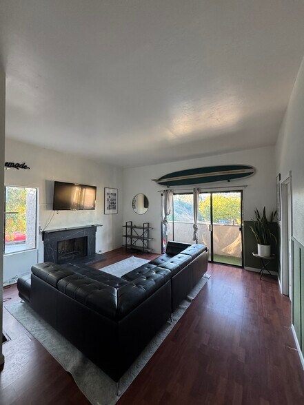 Building Photo - 6603 Reservoir Ct