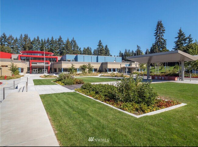 Building Photo - 705 143rd Ave NE