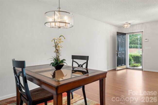 Building Photo - 1841 Birch Heights Ct