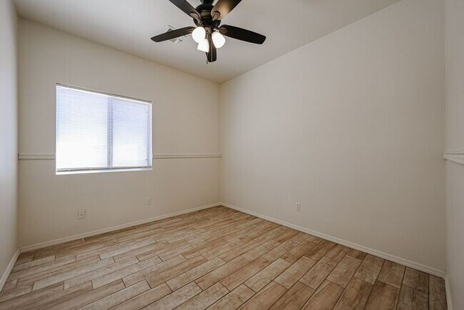 Building Photo - Stylish 4BD , 2 BA Home with Remodeled Bac...