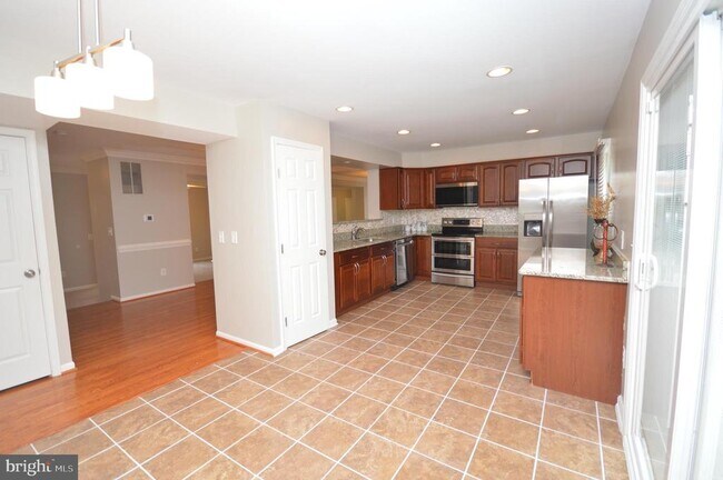 Building Photo - 6504 Castine Ln