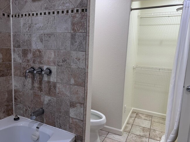 Building Photo - 10431 S Bethel Ave