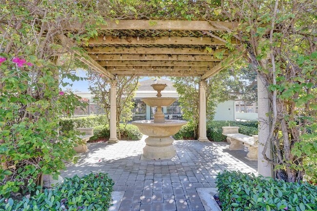 Building Photo - 2621 SW Natura Ave