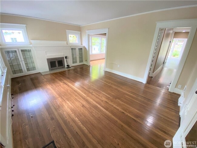 Building Photo - 4bd/2ba Seattle House