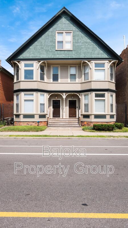 Building Photo - 1510 Trumbull St