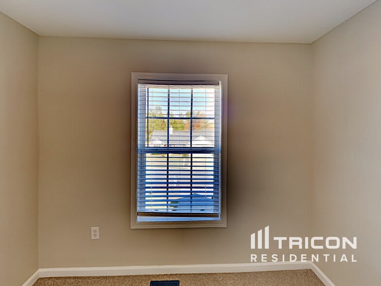Building Photo - 166 Millwheel Dr