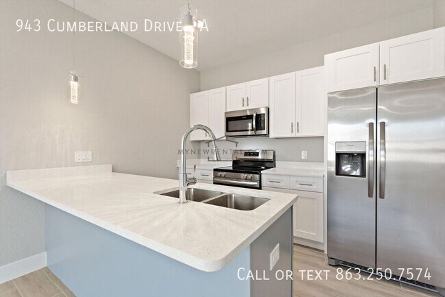 Building Photo - 943 Cumberland Dr