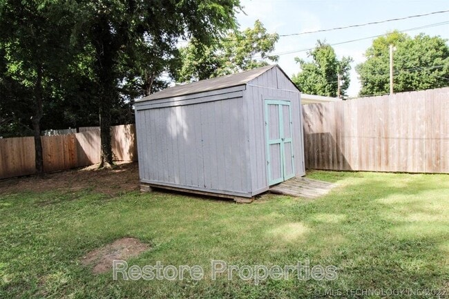 Building Photo - 5510 S Owasso Ave