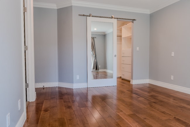 Building Photo - Beautifully remodeled, Los Altos Schools, ...