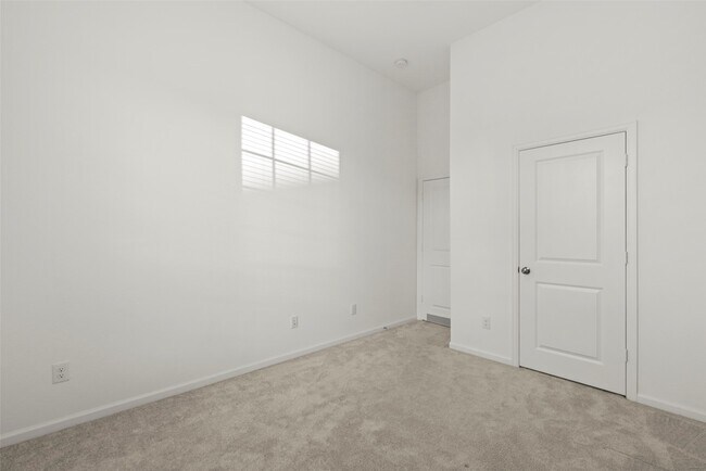 Building Photo - 3611 Shadow Crst Ln