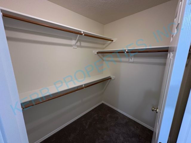 Building Photo - FREE RENT! Spacious 4-Bed Oasis with 2.5 B...