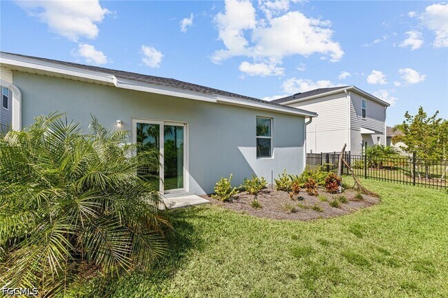 Building Photo - 43153 Wild Indigo Rd