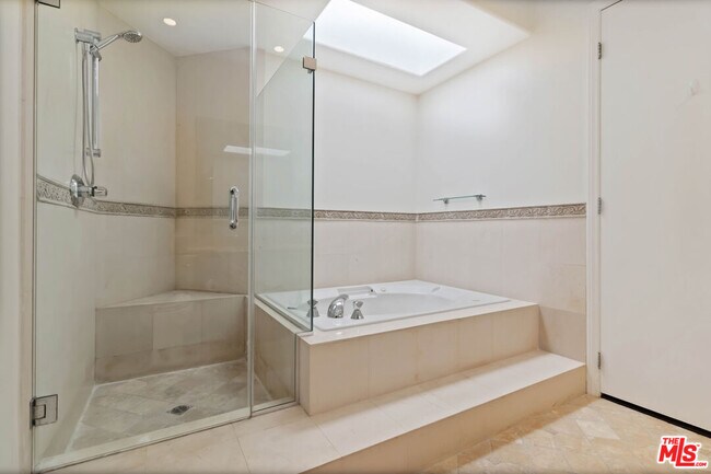 Building Photo - 1875 S Beverly Glen Blvd