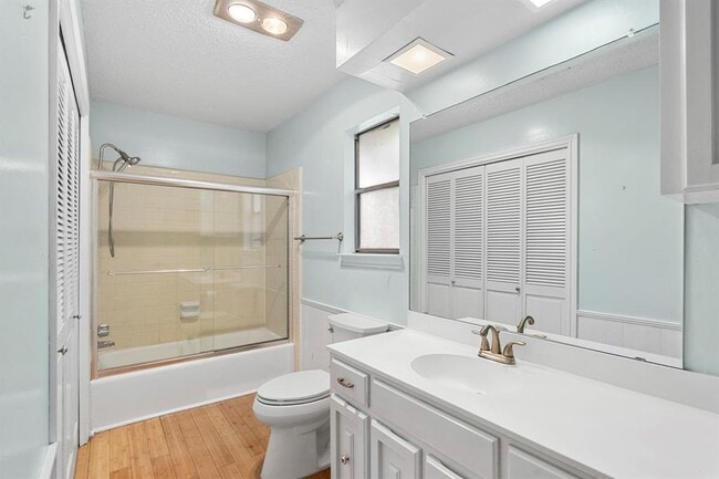 Building Photo - 8301 Greenslope Dr