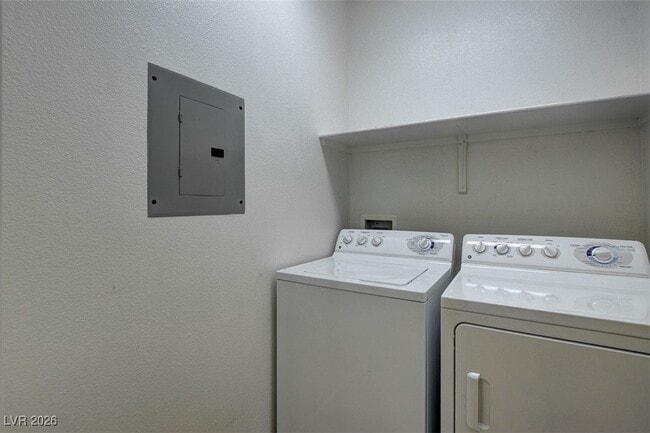 Building Photo - 7450 S Eastern Ave