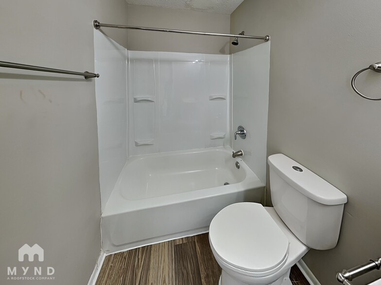 Building Photo - 1497 Ringfield Dr