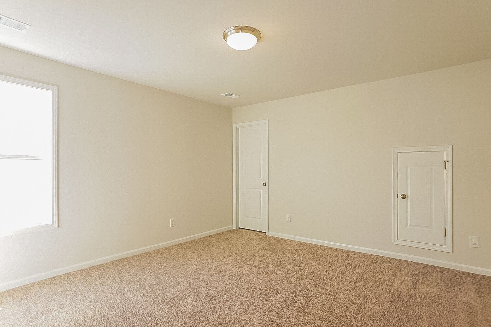 Building Photo - 745 Justify Lp