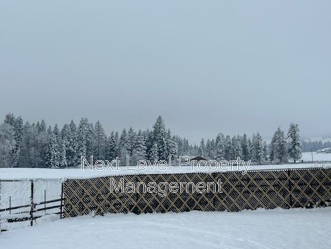 Building Photo - 302 Batavia Ln